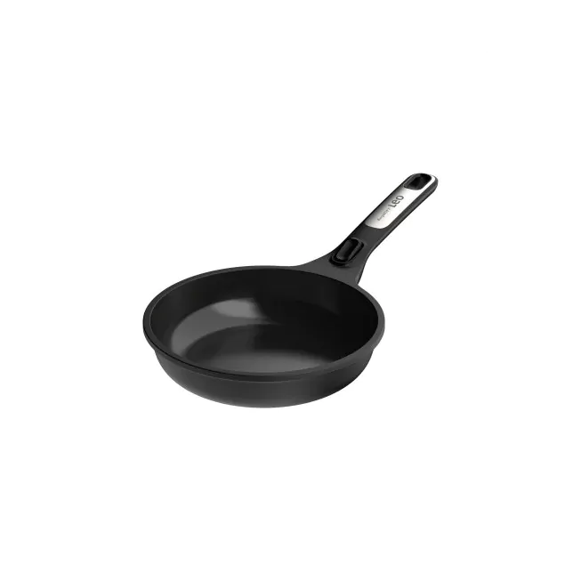 Poêle En Fonte 20 Cm YASHE - Antiadhésive, Compatible Tous Feux (Induction, Gaz...) Et Four, Avec Becs Verseurs